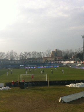 Carpi spielt im Stadio Sandro Cabassi, das Platz für 4164 Fans hat.