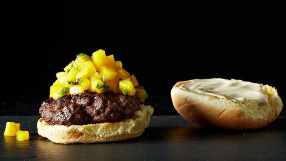 https://food52.com/recipes/5767-glazed-five-spice-burger-with-gingery-mangos burger mango five-spice