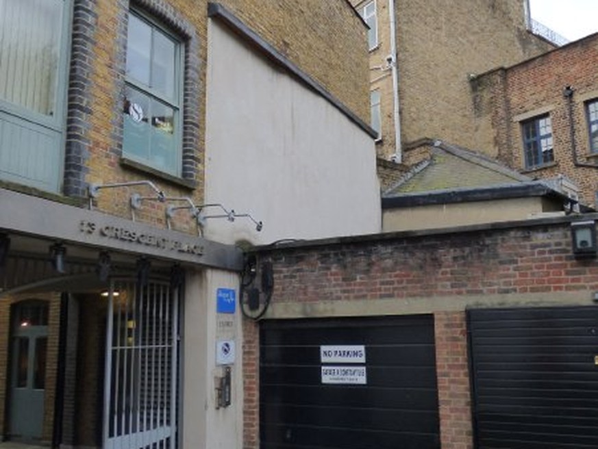 Chelsea garage sells at auction for Â£360,000Â A rarely available garage offering secure off-street parking in one of Londonâs most desirable and fashionable locations just off the Brompton Road sold  ...