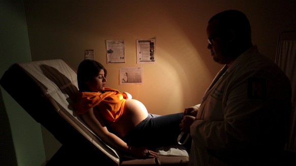 Angst vor dem Zika-Virus. Eine Schwangere lässt sich im Februar in San Juan in Puerto Rico untersuchen.