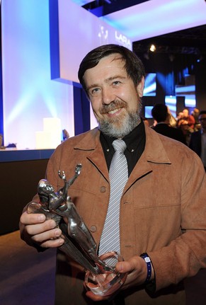 2009 erhielt Pajitnov in Köln den Lara of Honour Award für sein Lebenswerk.