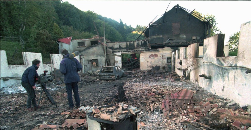 Das zerstörte Bauernhaus in Cheiry. Hier starben 23 Sonnentempler.&nbsp;