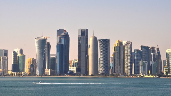 Zum Verwechseln ähnlich: Die Skyline von Doha ...