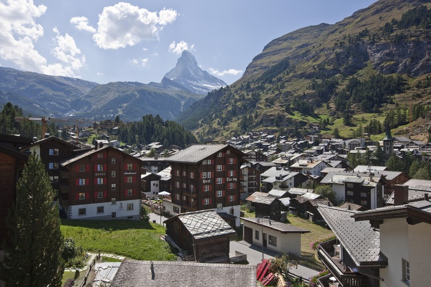 View of Zermatt in the canton of Valais, Switzerland, pictured on August 20, 2009. (KEYSTONE/Alessandro Della Bella)

Ansicht von Zermatt im Kanton Wallis, aufgenommen am 20. August 2009. (KEYSTONE/Al ...