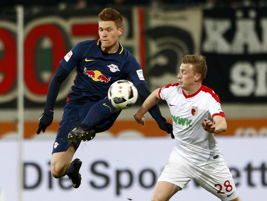 Football Soccer - FC Augsburg v RB Leipzig - German Bundesliga - WWK Arena, Augsburg, Germany- 3/3/17 - Leipzig&#039;s Marcel Halstenberg in action with Augsburg&#039;s Georg Teigl. REUTERS/Michaela R ...