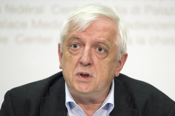 Ueli Leuenberger, zum Zeitpunkt von Widmer-Schlumpfs Wahl in den Bundesrat Vizepräsident der Grünen Partei Schweiz, mit deren Hilfe Widmer-Schlumpf gegen Christoph Blocher gewählt worden war. 