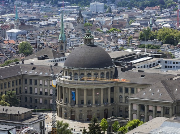 An der ETH Zürich werden Gelder und Ämter in den Departementen fair verteilt, sagte ein externer Bericht. (Archivbild)