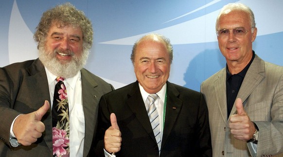 Blazer, Blatter, Beckenbauer: Illustres Trio am Confed-Cup 2005.