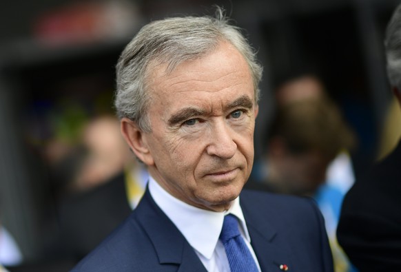 epa06030137 LVMH Group CEO Bernard Arnault attends the Viva Technology event dedicated to start-up development, innovation and digital technology in Paris, France, 15 June 2017. EPA/MARTIN BUREAU / AF ...