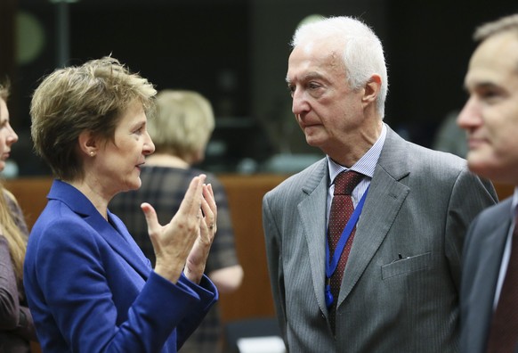 epa05636414 Swiss Justice Minister Simonetta Sommaruga (L) and EU counter-terrorism coordinator Gilles de Kerchove (C), at the start of an Interior and home affairs ministers council in Brussels, Belg ...