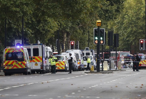 Britain&#039;s police and emergency services at the scene of an incident in central London, Saturday, Oct. 7, 2017. London police say emergency services are outside the Natural History Museum in Londo ...