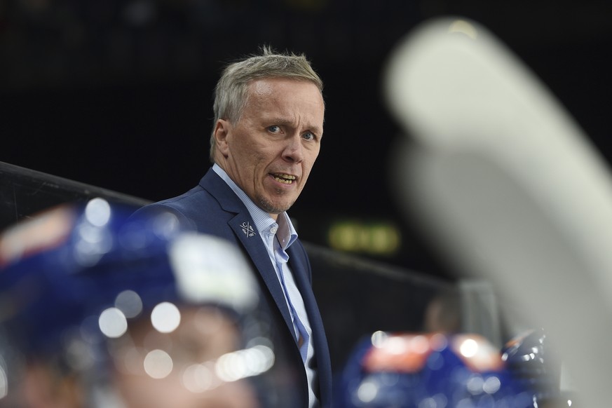 16.09.2016; Zuerich; Eishockey NLA ZSC Lions - Lausanne HC ; Trainer Hans Wallson (ZSC) (Daniela Frutiger/Freshfocus)