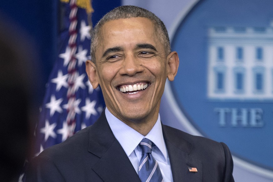 epa05678980 US President Barack Obama smiles during a news conference in the Brady Press Briefing Room of the White House, in Washington, DC, USA, 16 December 2016. Obama held his year-end news confer ...