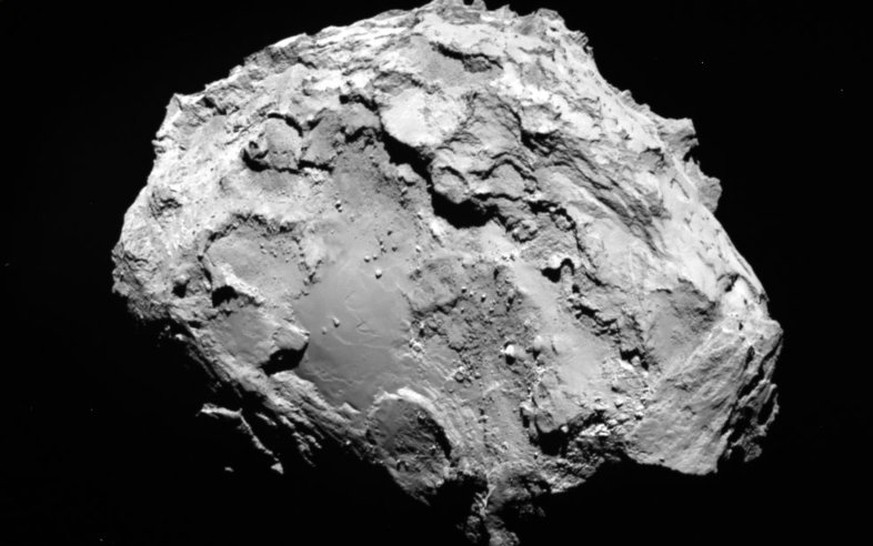 HANDOUT - Eine Aufnahme des Kometen 67P/Churyunomv-Gerasimenko, die am 3. August 2014 aus einer Entfernung von 285 Kilometern von der Raumsonde &quot;Rosetta&quot; gemacht wurde. Foto: ESA/dpa ACHTUNG ...