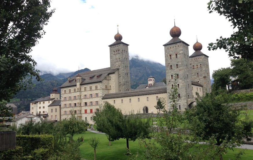 Der Stockalperpalast mit den drei Türmen: Kaspar, Melchior und Balthasar.