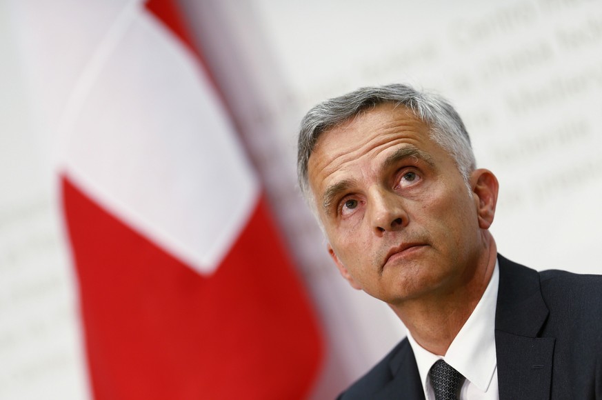 Bundespräsident Didier Burkhalter zeigt sich bestürzt nach dem Flugzeugabsturz in der Ostukraine mit 298 Toten.&nbsp;