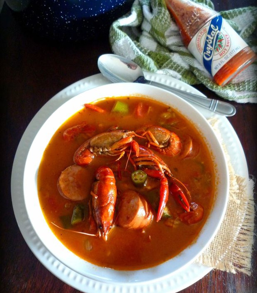 crawfish crayfish gumbo louisiana creole cajun langusten krevetten suppe eintopf food essen usa tabasco https://themccallumsshamrockpatch.com/2016/02/01/red-creole-crawfish-gumbo/