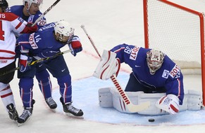 Goalie Huet und Doppeltorschütze Da Costa (Nummer 14) waren Frankreichs grosse Figuren bei der Sensation.