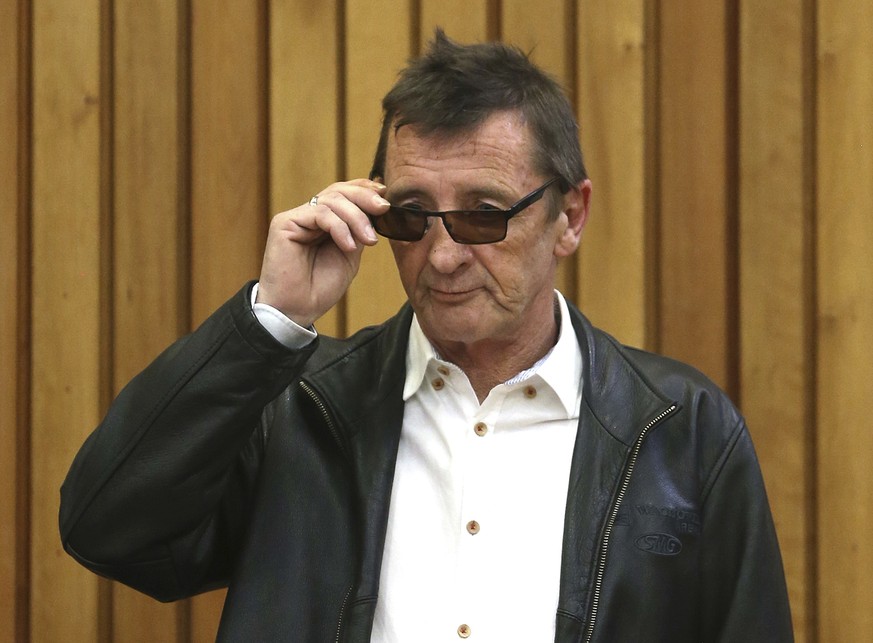 Phil Rudd vor Gericht.