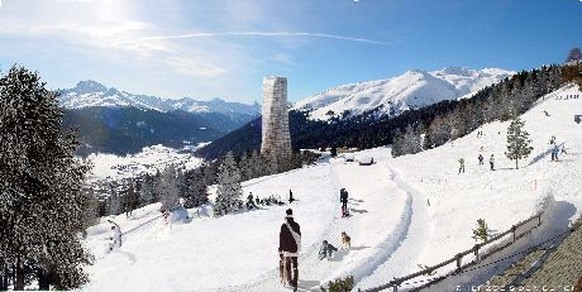 Der Turm auf der Schatzalp.