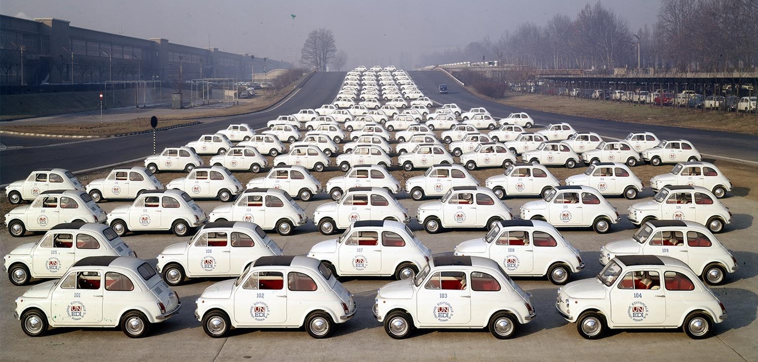 Fiat 500 60 Jahre Torino Italien Auto retro kleinwagen