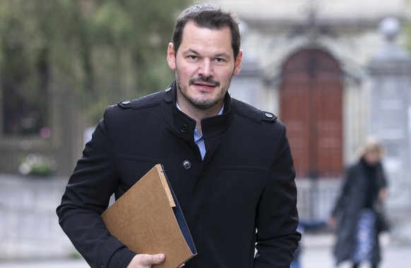 Pierre Maudet, ancien conseiller d&#039;Etat genevois, arrive au palais de justice pour l&#039;ouverture de son proces devant la Chambre penale d&#039;appel et de revision de Geneve, ce lundi 11 octob ...