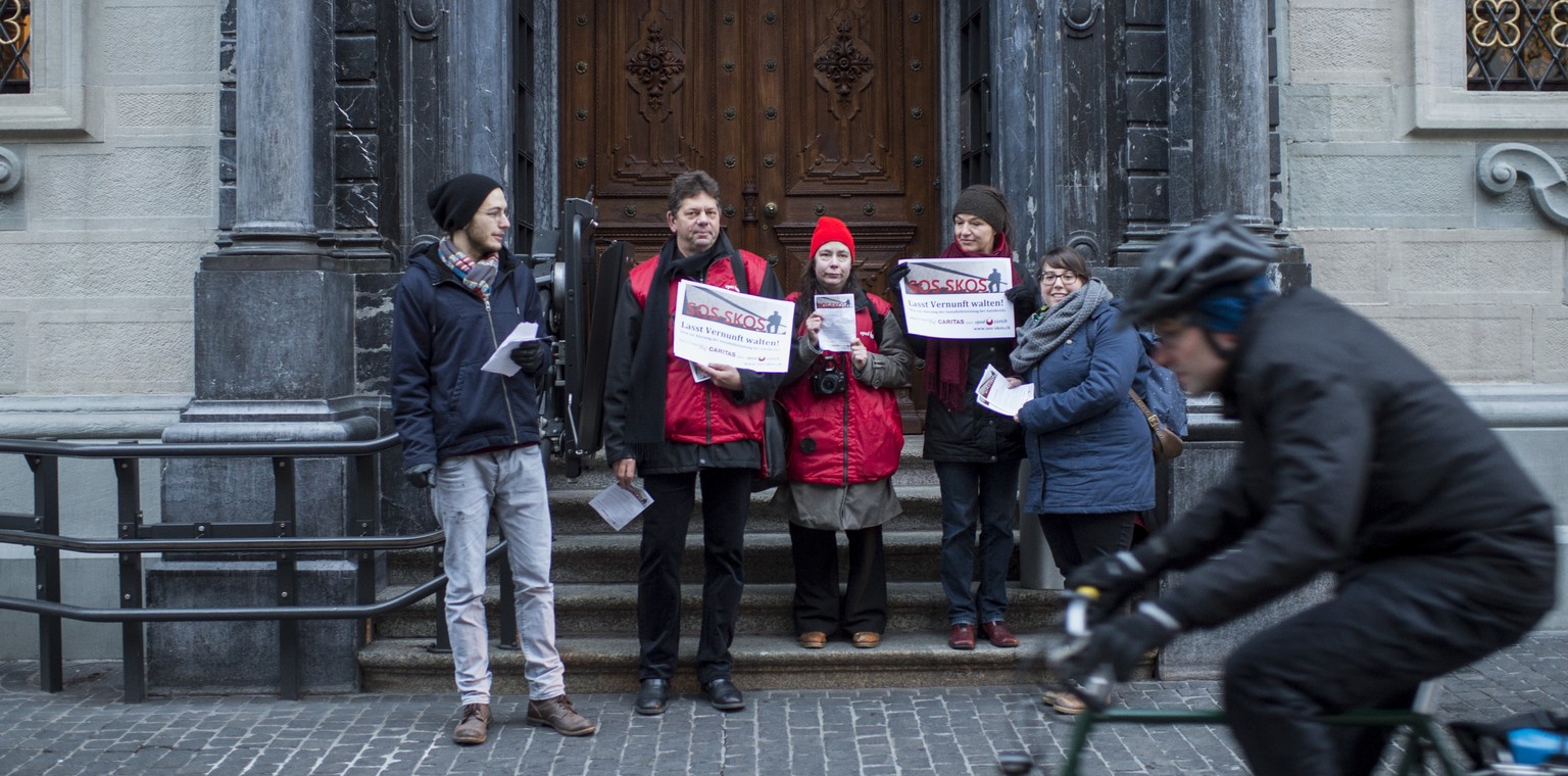 Die SKOS-Richtlinien sind in Zürich seit längerem unter Beschuss. Im Januar gab es Proteste vor dem Kantonsratsgebäude.