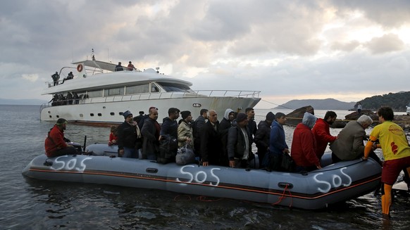 Syrian refugees disembark from a luxury yacht used by about 250 Syrian refugees to travel across the Aegean Sea from the Turkish coast in the Greek island of Lesbos November 21, 2015. Balkan countries ...