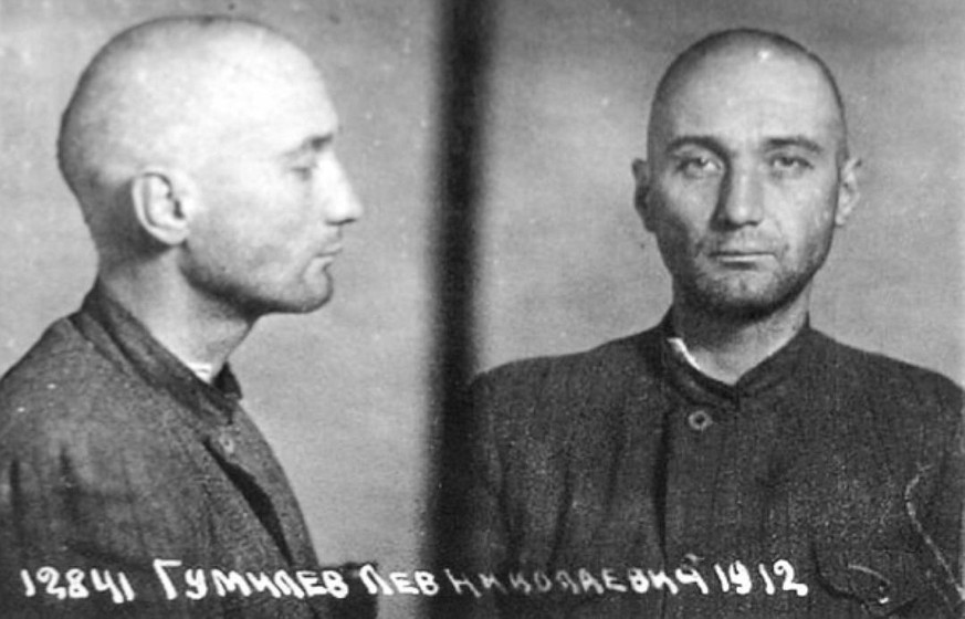Lev Gumilevs Foto aus der Ermittlungsakte, 1949.