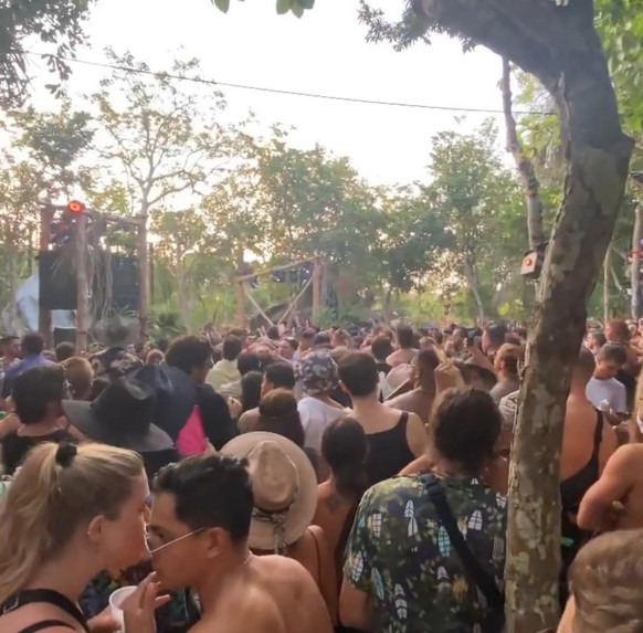 Les soirées en plein air animées par des DJ sont quotidiennes. Comme ici, à Tulum.