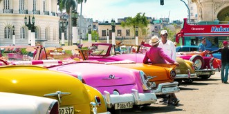 «Barbiecore», la tendance voyage pour 2023