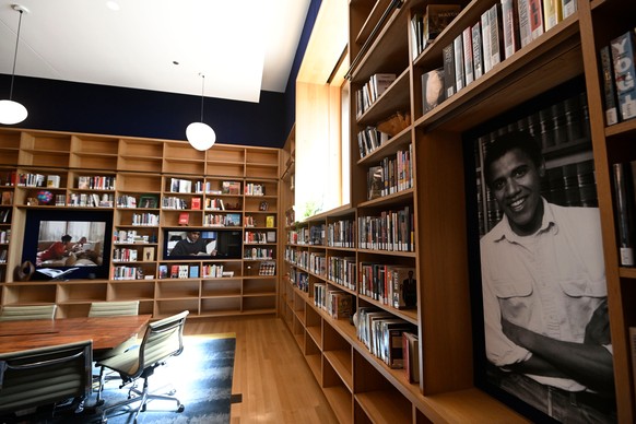 The President's reading room at the Chicago Public Library at the Obama Presidential Center in Chicago, Thursday, May 28, 2026. (AP Photo/Paul Beaty)
Obama Presidential Center