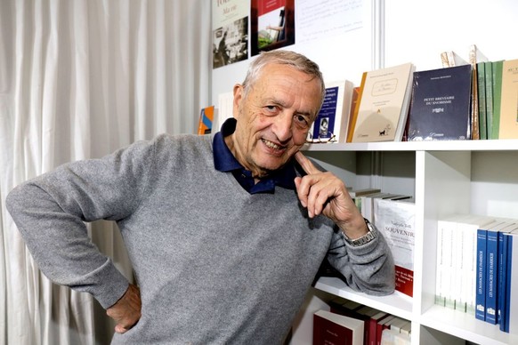 PARIS, FRANCE - MARCH 17: Writer and politican Francois Leotard poses during a portrait session on March 17, 2019 in Paris, France. (Photo by Eric Fougere/Corbis via Getty Images)