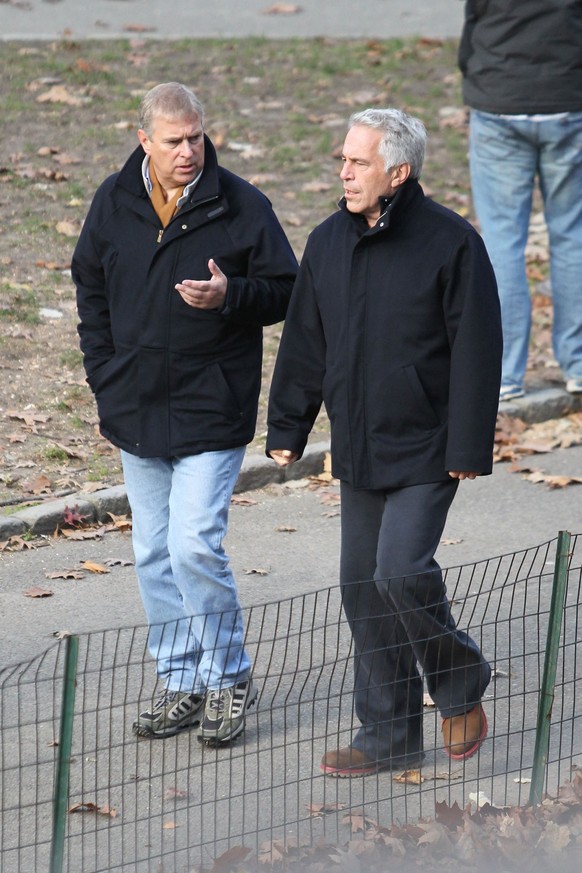 Une image qui a définitivement enterré la réputation du prince Andrew.