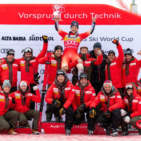 Marco Odermatt vise un 6e succès en géant à Alta Badia