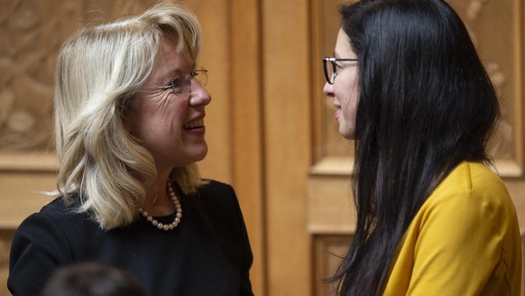 Jacqueline de Quattro et Celine Vara dÃ©noncent le sexisme en politique pour le 14 juin 2021, jour de la GrÃ¨ve des femmes en Suisse.