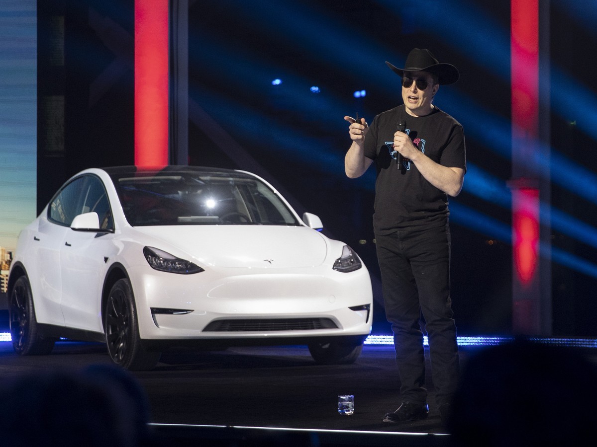 Voiture électrique : Tesla dévisse légèrement en Chine
