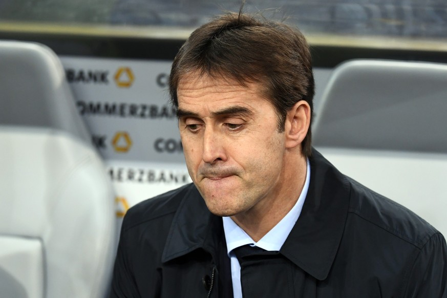 ARCHIV - 23.03.2018, Nordrhein-Westfalen, Düsseldorf: Fußball: Länderspiele, Deutschland - Spanien am 23.03.2018 in der ESPRIT arena, Düsseldorf (Nordrhein-Westfalen): Julen Lopetegui, Trainer von Spa ...