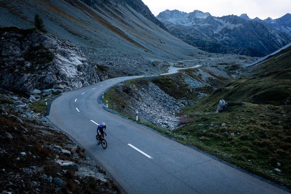 5000km, seul et sans assistance: ce Lausannois s'attaque à une course folle
Traverser une bonne partie de l'Europe à vélo, dormir quatre heures par nuit, réparer soi-même sa monture, trouver ...