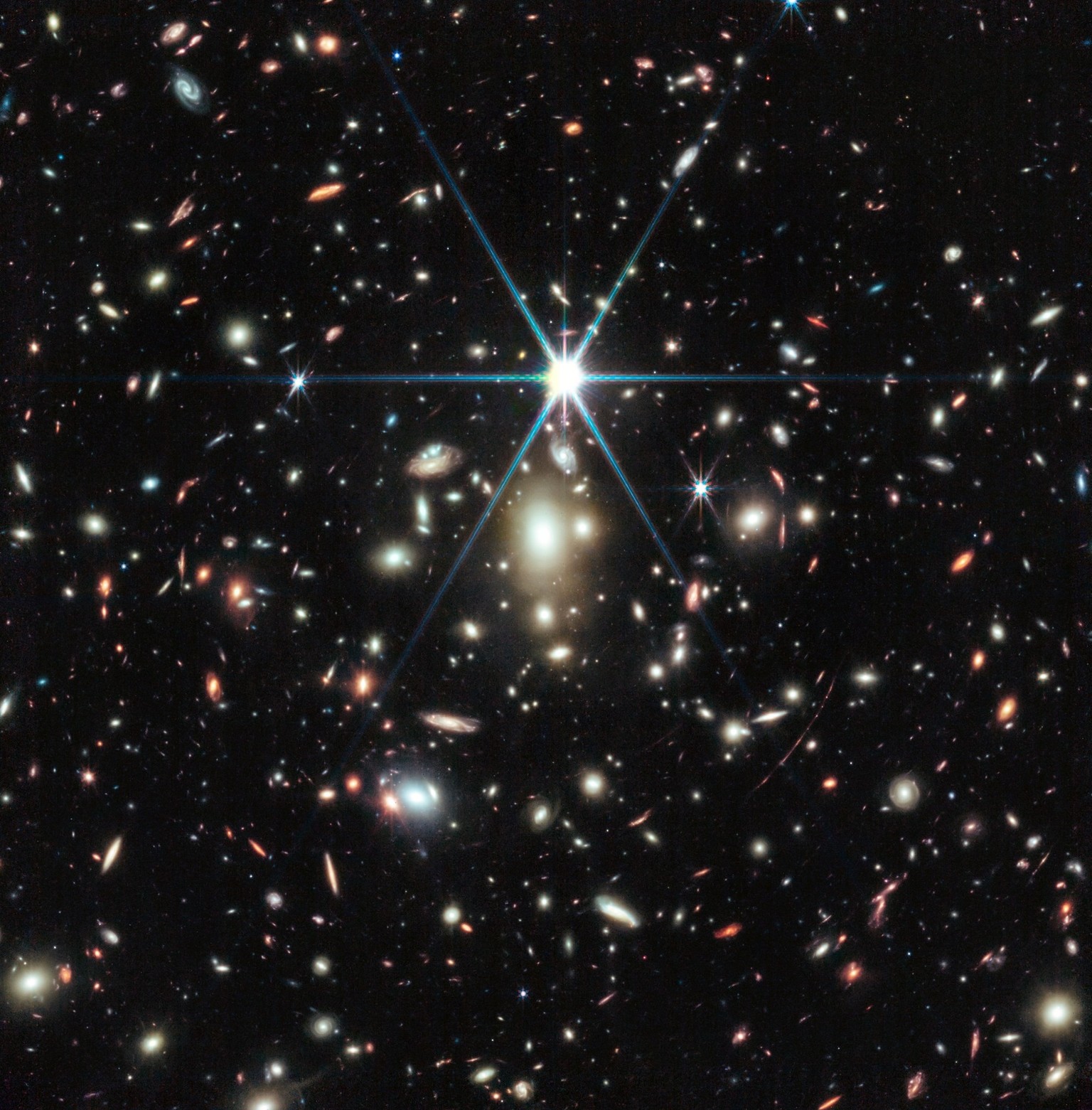 Earendel, l&#039;étoile la plus lointaine jamais détectée, prise en image par James Webb.