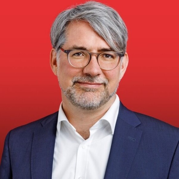 Pascal Pfister est Directeur de l’Association suisse de conseil en matière de dettes et député PS au Grand Conseil de Bâle-Ville.