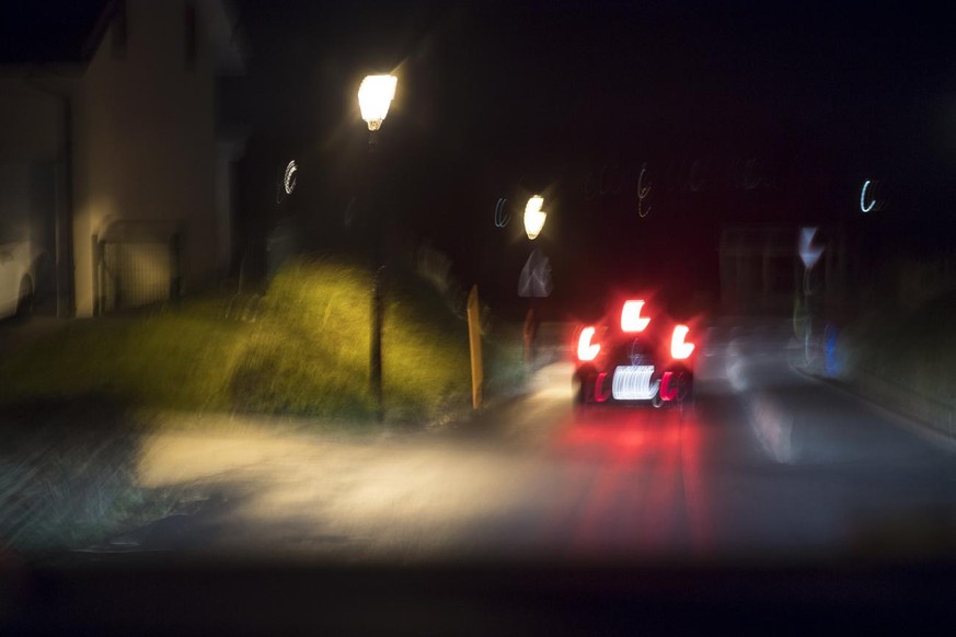 Des benevoles de Nez Rouge en action, durant la nuit de la St Sylvestre, ce mardi 1er janvier 2019, dans la centrale de Bussigny. Nez Rouge est une campagne nationale de securite routiere proposant de ...