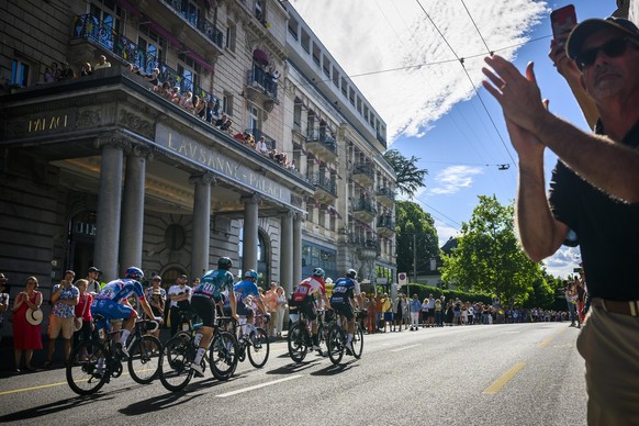 Passage devant le Lausanne Palace, avant une dernière montée sur la Pontaise et une arrivée au sprint.