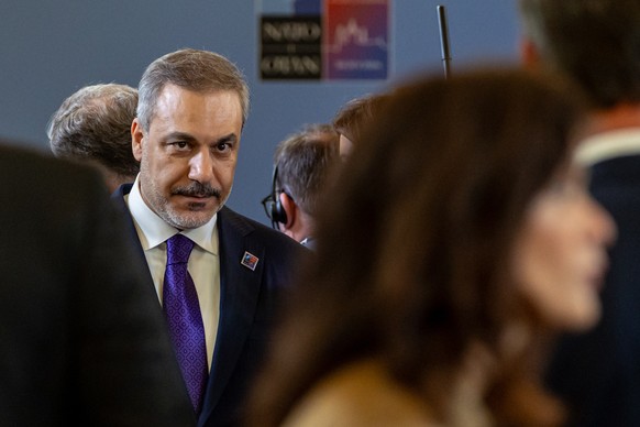epa11381071 Turkey&#039;s Foreign Minister Hakan Fidan (C) arrives for the informal NATO Foreign Ministers Meeting at Czernin Palace, in Prague, Czech Republic, 31 May 2024. One of the main topic of t ...