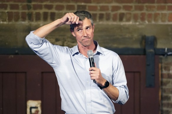 Beto O&#039;Rourke, Texas Democratic gubernatorial candidate, arrives to address supporters at his Election Night event Tuesday, Nov. 8, 2022, in El Paso, Texas. (AP Photo/LM Otero)
Beto O&#039;Rourke