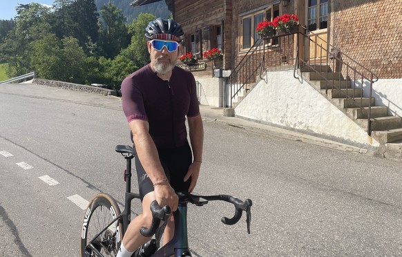 Alain a 57 ans et 10 000 km au compteur.