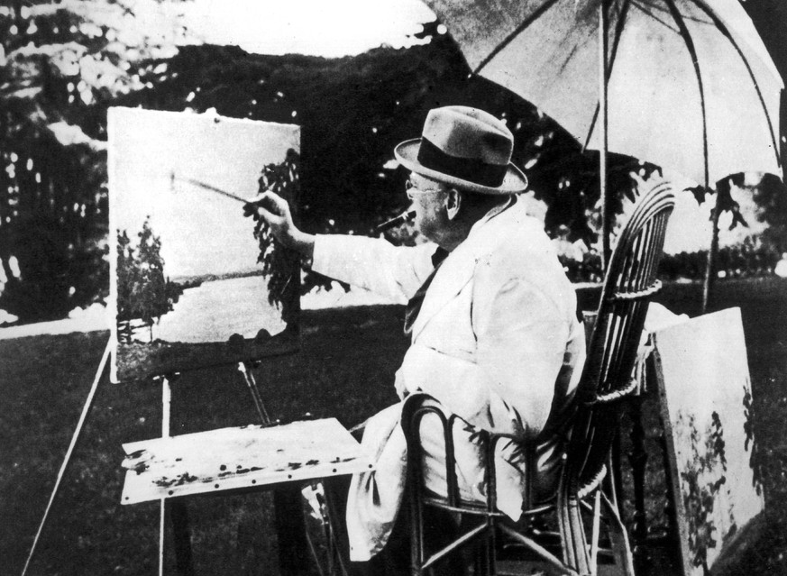 Bildnummer: 59987273 Datum: 01.08.2000 Copyright: imago/United Archives International
Winston Churchill painting on the shores of Lake Geneva where he spent this holiday. 7th Oct.1946 , Genf, Schweiz  ...