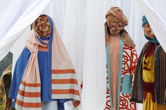 Illustration picture shows the Christmas nativity scene at the Brussels Grand-Place/ Grote Markt, Monday 01 December 2025. Since the unveiling last Friday, the nativity scene titled &#039;Fabrics of t ...