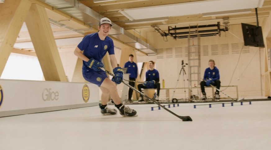 Le HC Davos dispose d’une patinoire artificielle dans son centre d’entraînement.