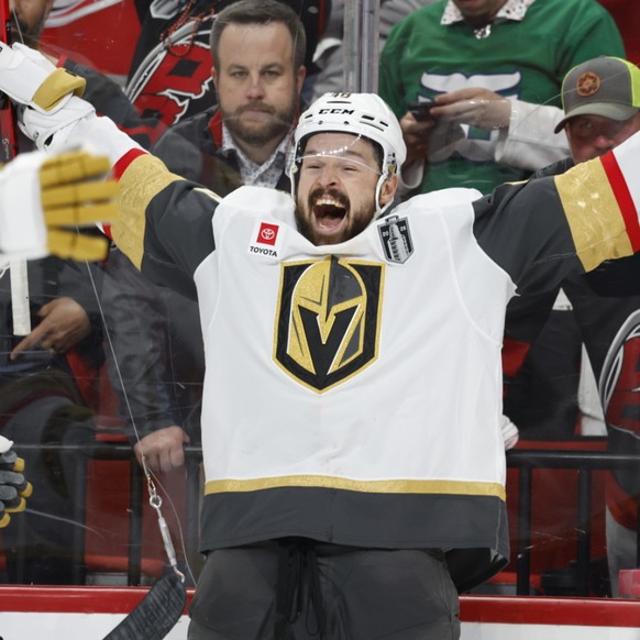 Tomas Hertl s'est offert le costume de héros dans le premier acte de la finale de la Coupe Stanley.